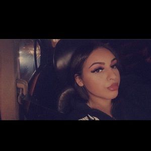 Meet your Posher, Iman